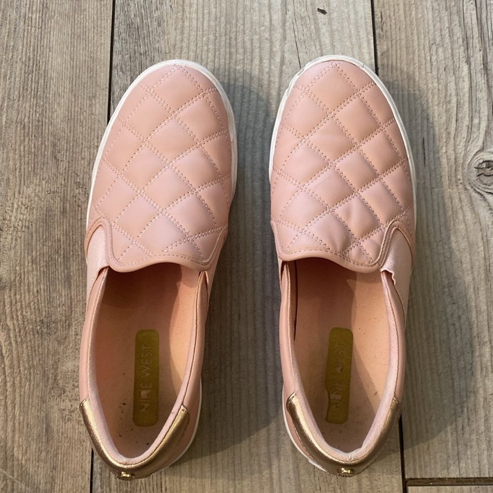 Nine West Quilted Pink Slip Ons
